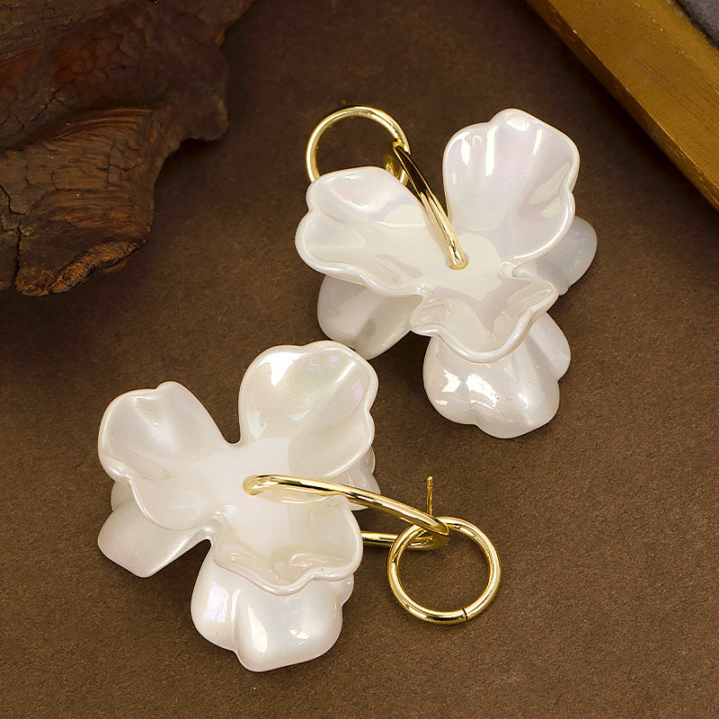 Amber Resin Flower Earrings - 3D Floral Statement Earrings for Women